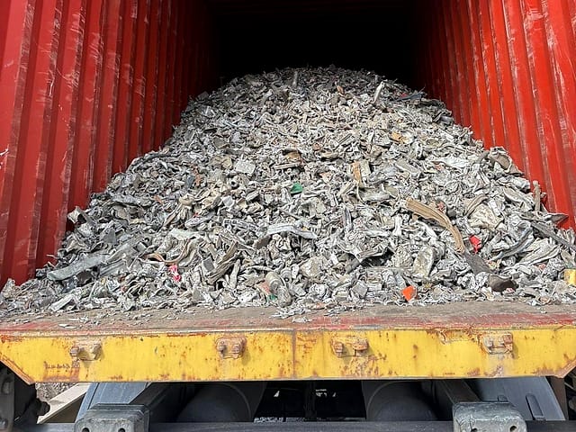 Loose aluminium scrap